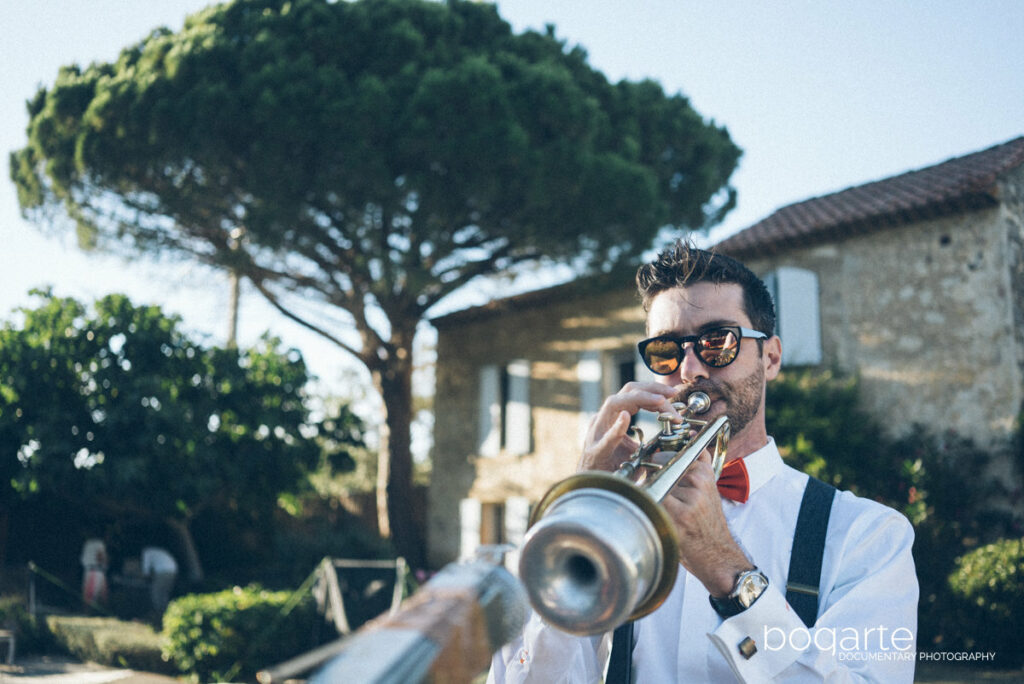 Mariage funky avec saxophone et trompette